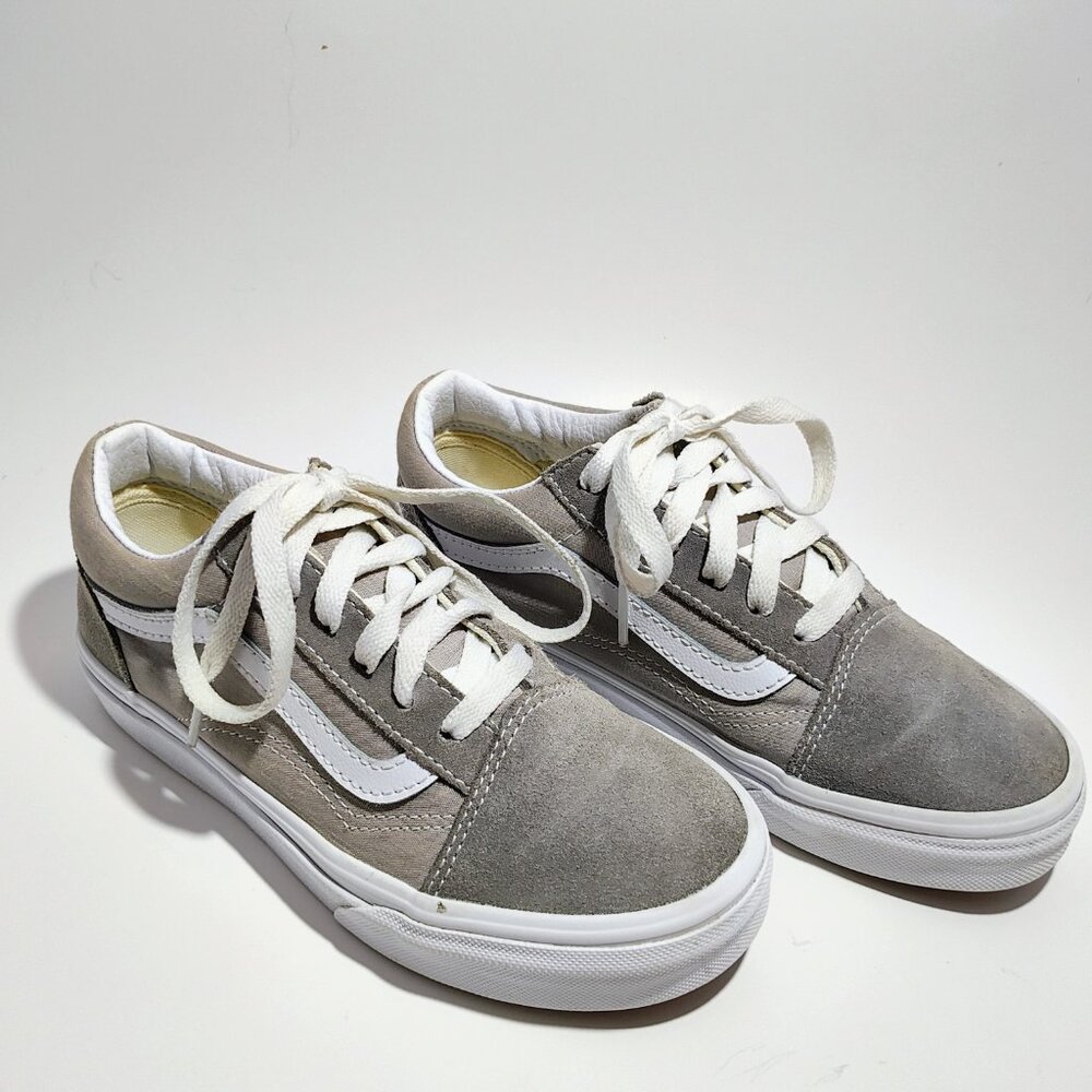 Vans‎ Old Skool Suede Sneakers – Boys Size 2 – Gray/White
